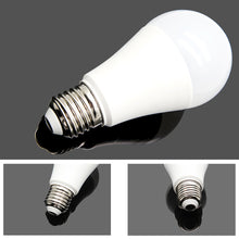Load image into Gallery viewer, WiFi Smart LED Light Bulb Multicolored Color Changing Lights